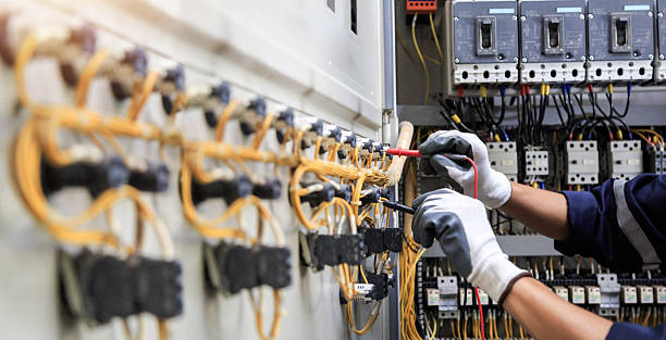 Professional Electrician technician working in Danbury, TX